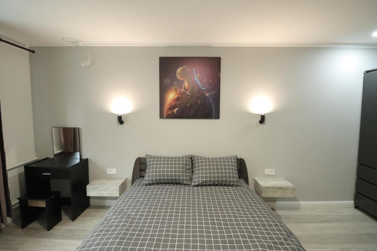 Ferienwohnung Cosmos Ternopil Exterior foto